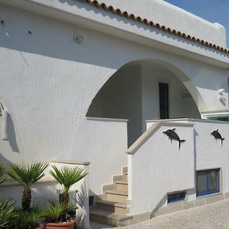Casa Vacanza Afe A Pochi Passi Dal Mare Mattinata Bagian luar foto