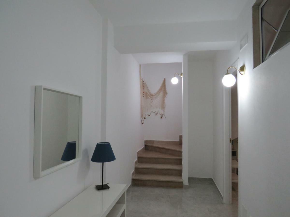 Casa Vacanza Afe A Pochi Passi Dal Mare Mattinata Bagian luar foto